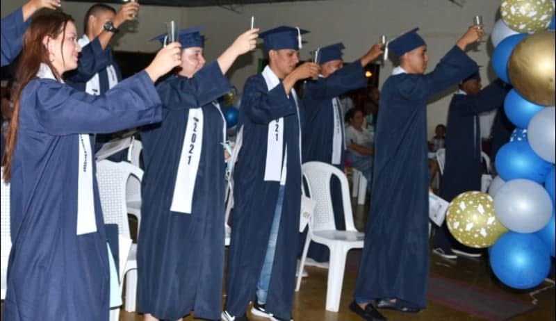 Ceremonia grado bachilleres San Martín
